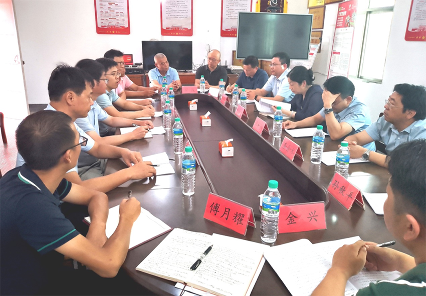 集团公司组织开展乡村振兴驻村工作队轮换交接工作.png 集团公司组织开展乡村振兴驻村工作队轮换交接工作.png