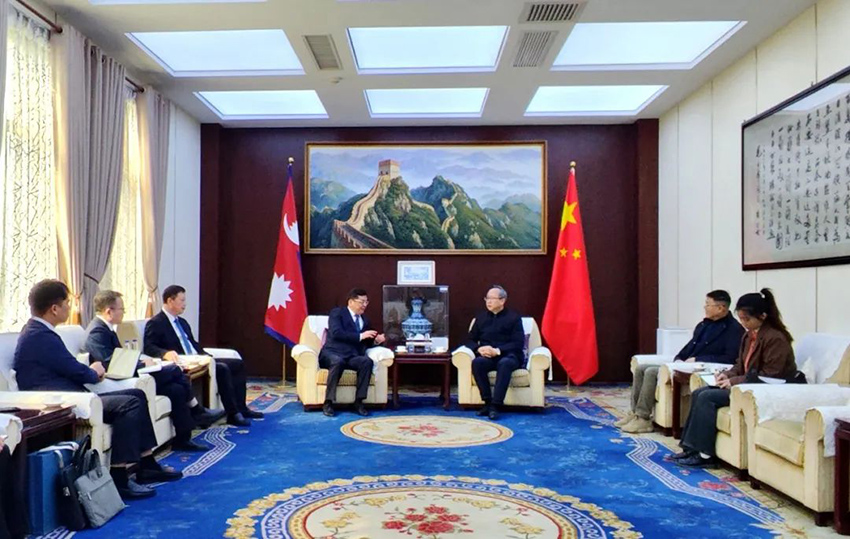 曾昭和率队到印度尼西亚和尼泊尔考察调研2.jpg 曾昭和率队到印度尼西亚和尼泊尔考察调研2.jpg